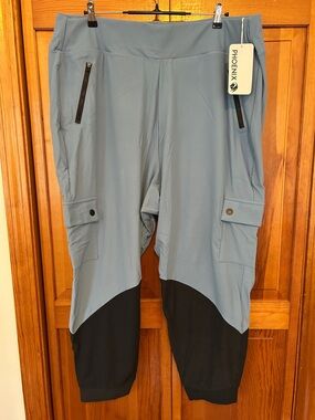 Phoenix Two‑Tone Light Blue Black Cargo Joggers Plus 2X NWT Stretch Athleisure
